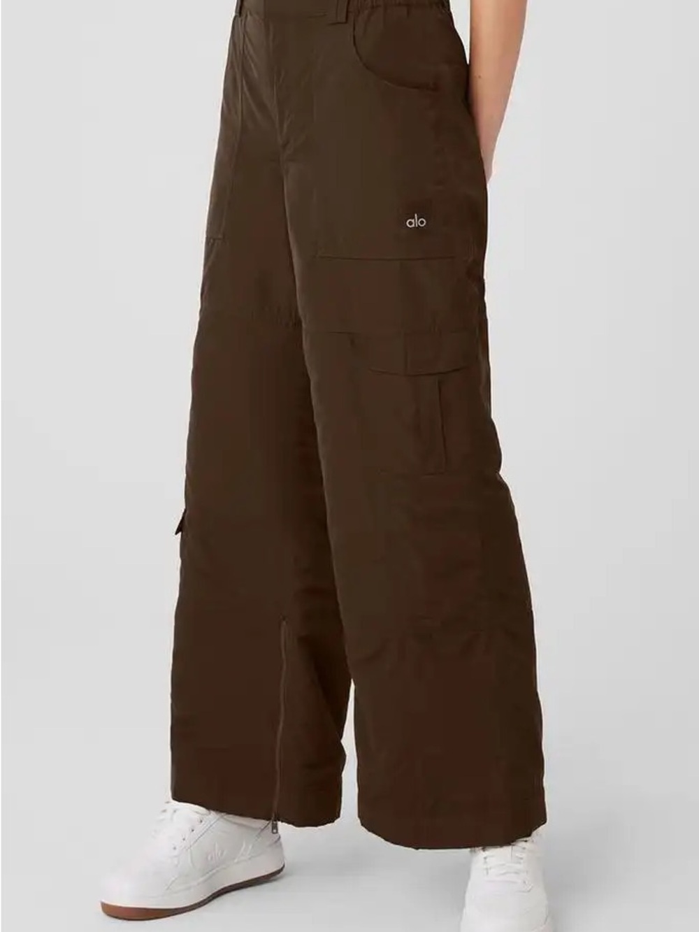 ALO Yoga High-Waist Ski-Moto Puffer Cargo Pants Espresso